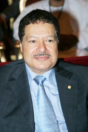 احمد زويل﻿