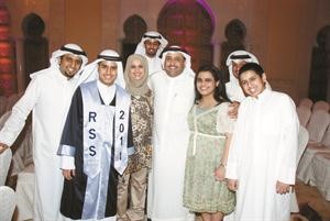 يوسف باسل الشلال وعائلته