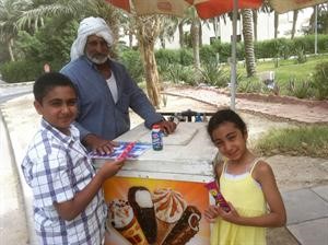 عربات البوظة في الكويت.. ظاهرة تحفظها الذاكرة الشعبية رغم اختلافها بين الماضي والحاضر