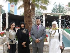 السفير دحمد الدعيج مع وفد الجامعة