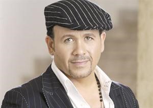 هشام عباس﻿