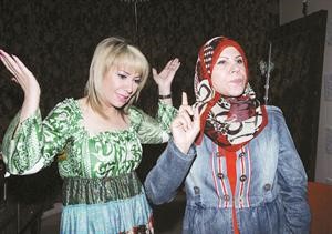 الفنانة القديرة مريم الصالح وهدى حسين في المسلسل﻿
