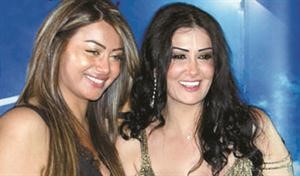 غادة عبدالرازق وابنتها روتانا﻿