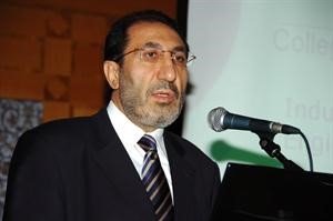 دمهمت سفسار متحدثا