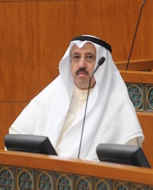سامي النصف خلال الجلسة