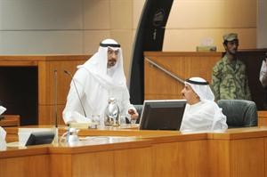 الشيخ دمحمد الصباح وحسين الحريتي على المنصة