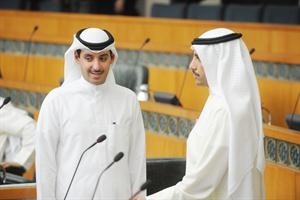 صالح الملا ومرزوق الغانم اثناء الجلسة