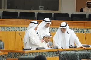 مسلم البراك وناجي العبدالهادي ودحسن جوهر وفيصل الدويسان﻿