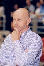 المدرب غسان سركيس تنتظره مهمة صعبة مع سلة لبنان
