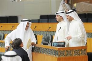 حوار باسم بين مرزوق الغانم وصالح الملا ومسلم البراك وداسيل العوضي﻿