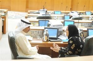 داماني بورسلي وخالد الطاحوس في حوار جانبي
