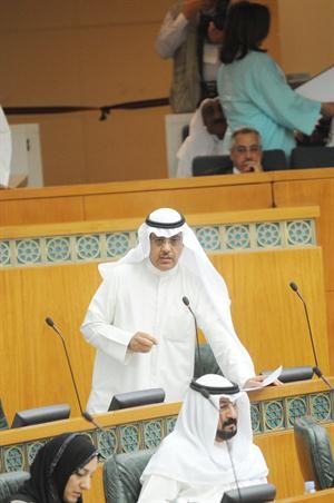 مبارك الخرينج متحدثا
