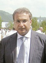 محمد خلف﻿