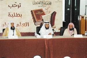 دعبدالله الغنيمان ودمحمد حمود النجدي خلال اللقاء 	كرم ذياب﻿