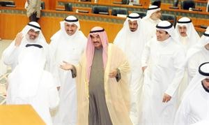 سمو الشيخ ناصر المحمد يتلقى التهاني بنيل ثقة المجلس
