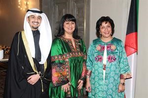 السفيرة ريم الخالد خلال حفل استقبال اقامته السفارة في سانتياغو﻿