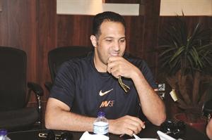 العازمي يسعى لقيادة الفحيحيل لحصد البطولات
