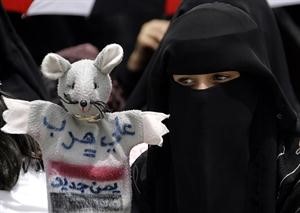 جانب من التظاهرات المعارضة لعودة علي صالح في صنعاء امس	 رويترز﻿