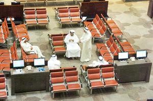 التشابك بين البورصة وهيئة اسواق المال ووزارة التجارة يفرض نوعا من الغموض بين المتداولين﻿