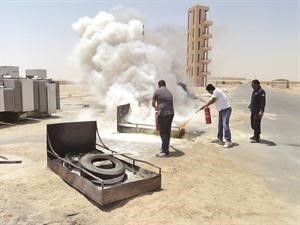 تدريب على الاطفاء والسلامة