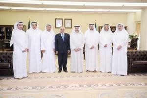 الرئيس جاسم الخرافي خلال استقباله مدير عام الهيئة العامة للتعليم التطبيقي د عبدالرزاق النفيسي والوفد المرافق
