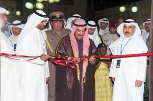سمو الشيخ ناصر المحمد يفتتح المعرض بمشاركة متعب العتيبي
