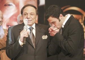 عادل امام مع ابنه محمد