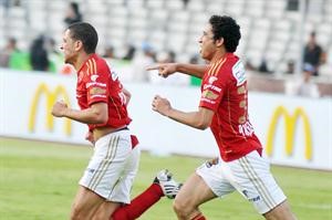 فرحة مدافع الاهلي احمد السيد بهدف التعادل في مرمى سموحة