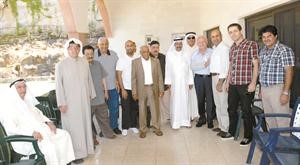 جانب من الحضور في ديوانية السيف في القلعة 	حمانا﻿