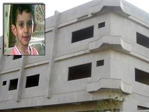 الطفل احمد والبيت الذي قتل فيه