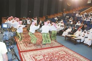 جانب من استعراضات الفرقة﻿