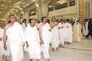 خالد الجارالله والشيخ دسالم الجابر وفيصل الحجي وداسماعيل الشطي خلال السعي