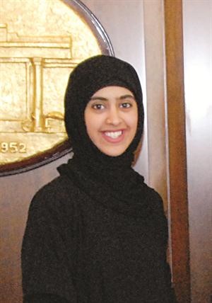 الطالبة المتفوقة ابرار نعمان الغريب﻿