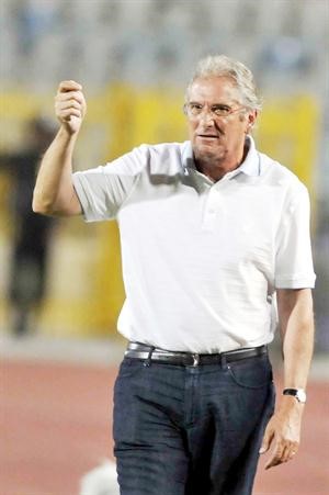 مدرب الاهلي مانويل جوزيه لن يتخذ قرارات الا بعد انتهاء الموسم الحالي
