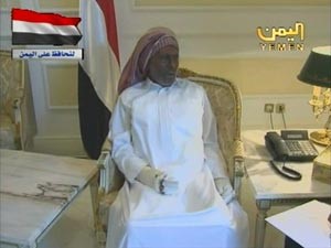 ولقطة اخرى توضح تاثر اطرافه من جراء الحادث