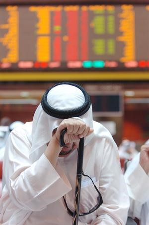 يجب احترام هيبة الهيئة لدعم السوق وتخفيف جرعة السياسة عليه
