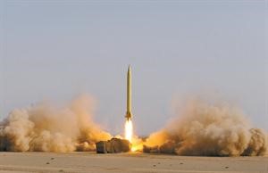 صورة ارشيفية لاطلاق ايران صاروخ شهاب 3 في الشهر الماضي 	اپ﻿