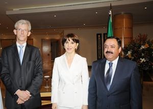 والسفير الاردني جمعة العبادي
