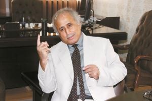 د.عبد اللطيف البدر لـ «الأنباء»: قرارات معهد الاختصاصات الطبية ليست فردية بل يصدرها مجلس الأمناء الذي يرأسه وزير الصحة
