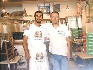 الشيف عمرو الرفاعي مع مدربه احد اصحاب المطاعم الايطالية في روما	انور الكندري﻿