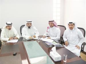 طلال بركة واعضاء مجلس الادارة﻿