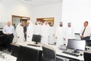 دوائل الحساوي ودفلاح الوقيان خلال افتتاح المختبر﻿