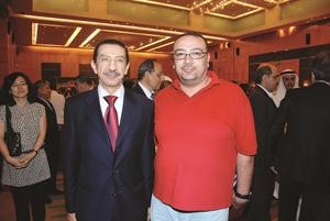 السفير المصري خلال لقائه الزميل اسامة دياب﻿