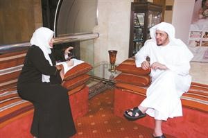 المصلح يتحدث للزميلة ليلى الشافعي﻿