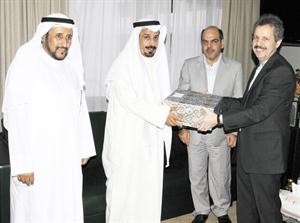محمد النومس مستقبلا روح الله قهرماني