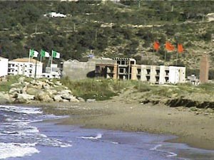 نقطة حدودية بين المغرب والجزائر