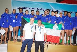 منتخب السباحة في بطولة سابقة﻿