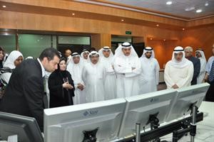 مسالم الاذينة خلال زيارته الى مركز المراقبة والتحكم﻿