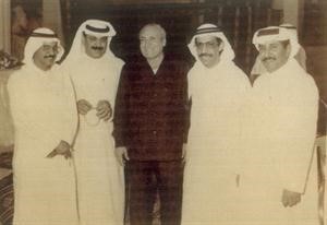 د محمد ابو سخيلة مع جاسم المباركي وعبدالله الصانع وخالد الصليهم