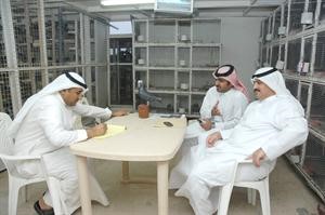 الزميل محمد الدشيش مع الشيخ خالد المحمد ومحمد الخالدي
